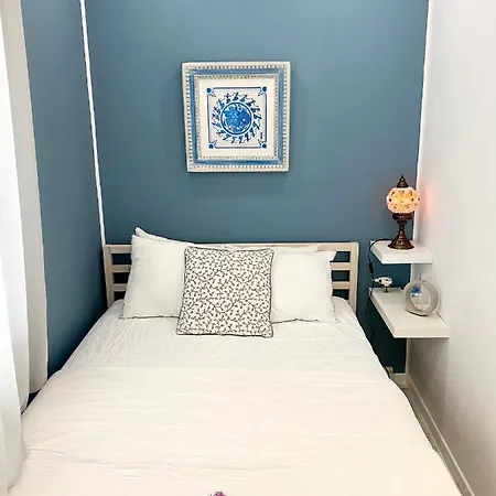 Apollo House Holiday home *