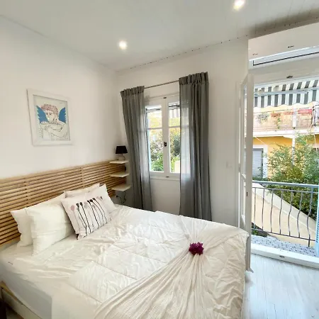 Holiday home Apollo House