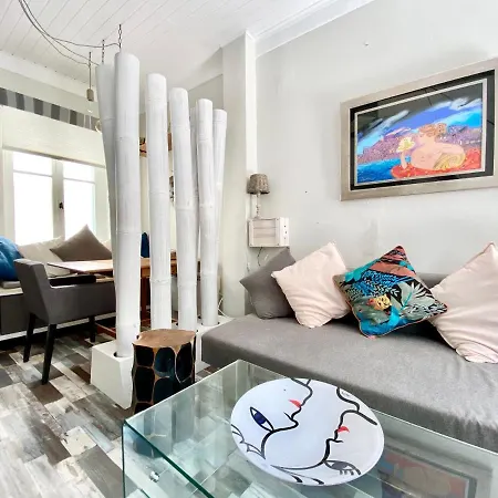 Semesterbostad Apollo House *